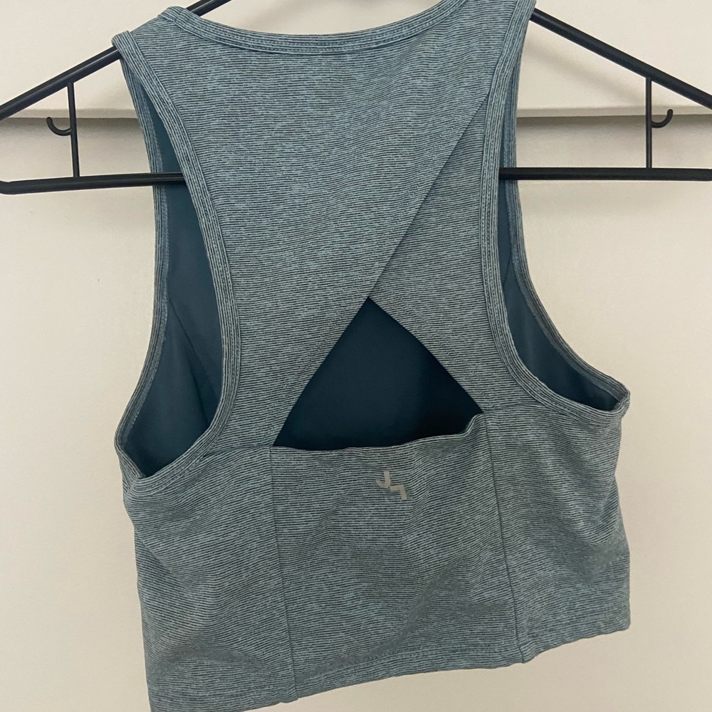 Athletic Crop Top - Picture 3 of 3
